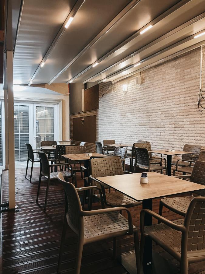 Amansar Boutique Hotel Тирана Екстер'єр фото
