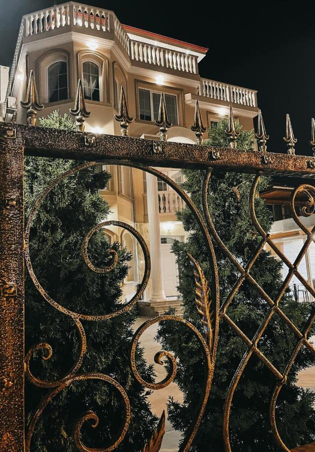 Amansar Boutique Hotel Тирана Екстер'єр фото